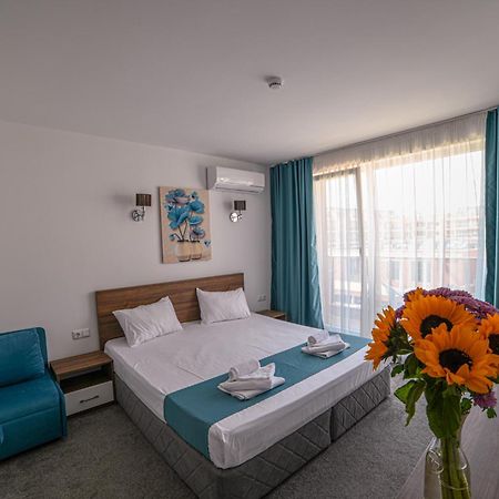 סאני ביץ' Hotel Zonya מראה חיצוני תמונה