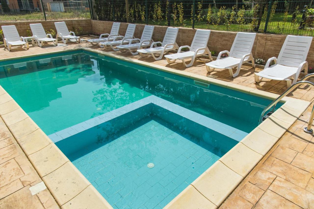 סאני ביץ' Hotel Zonya מראה חיצוני תמונה
