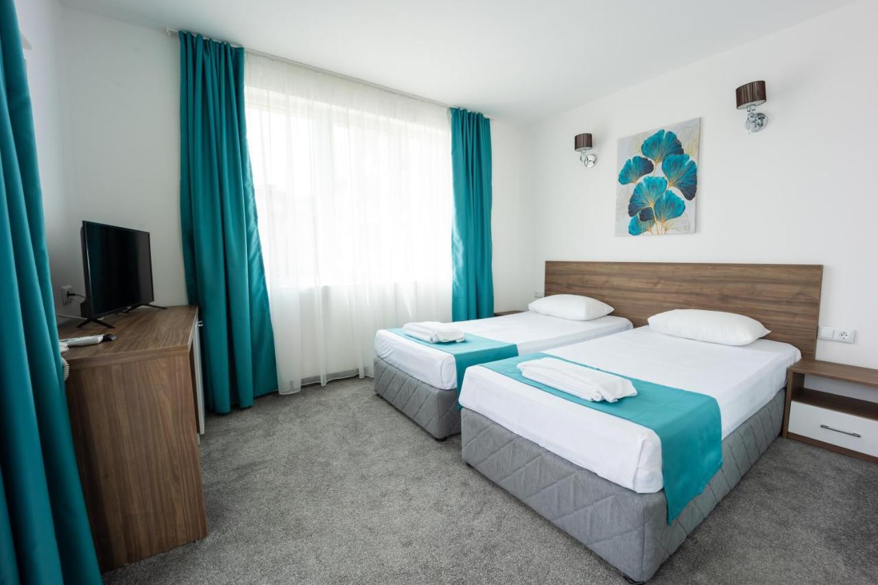 סאני ביץ' Hotel Zonya מראה חיצוני תמונה