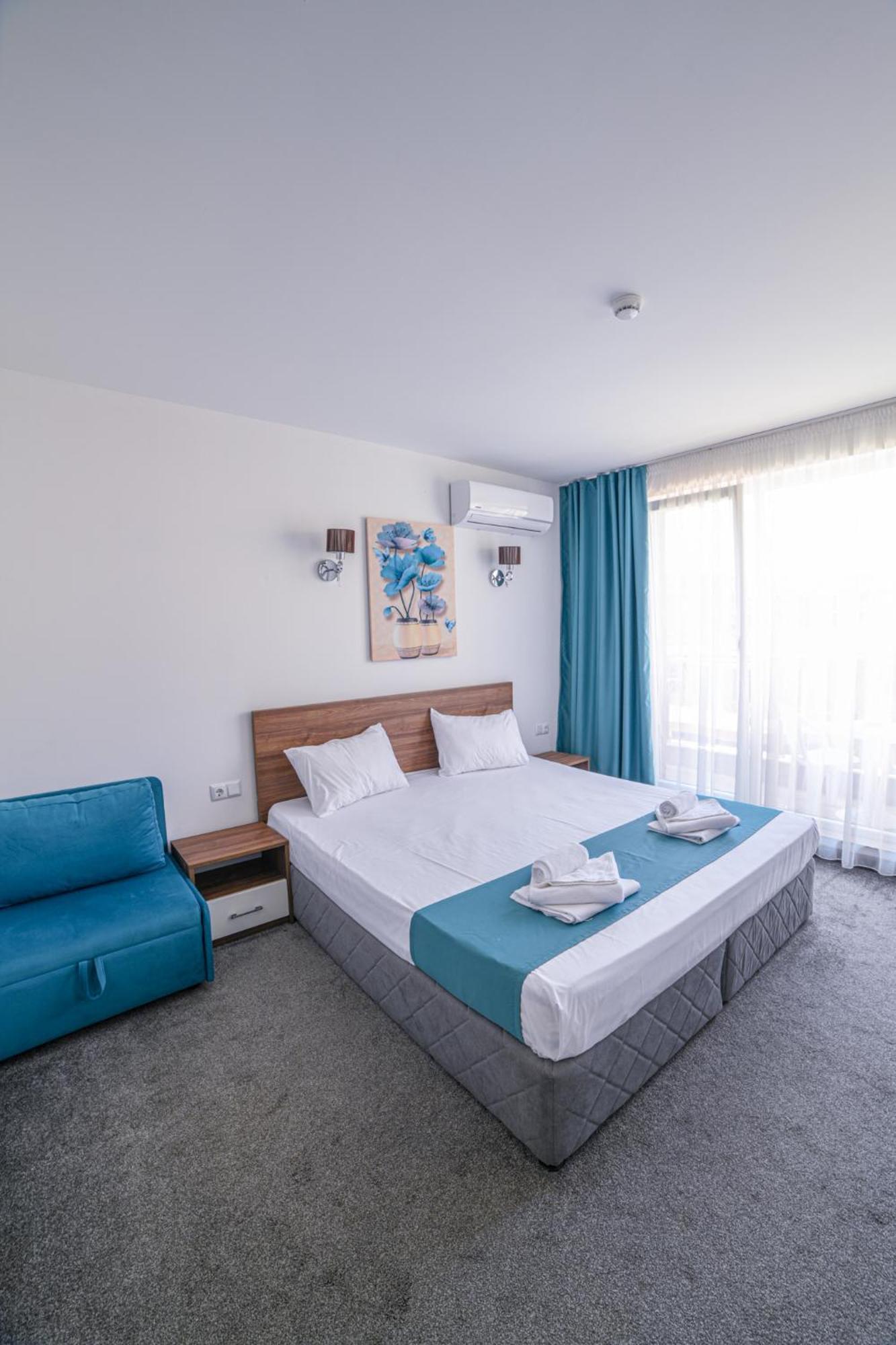 סאני ביץ' Hotel Zonya מראה חיצוני תמונה
